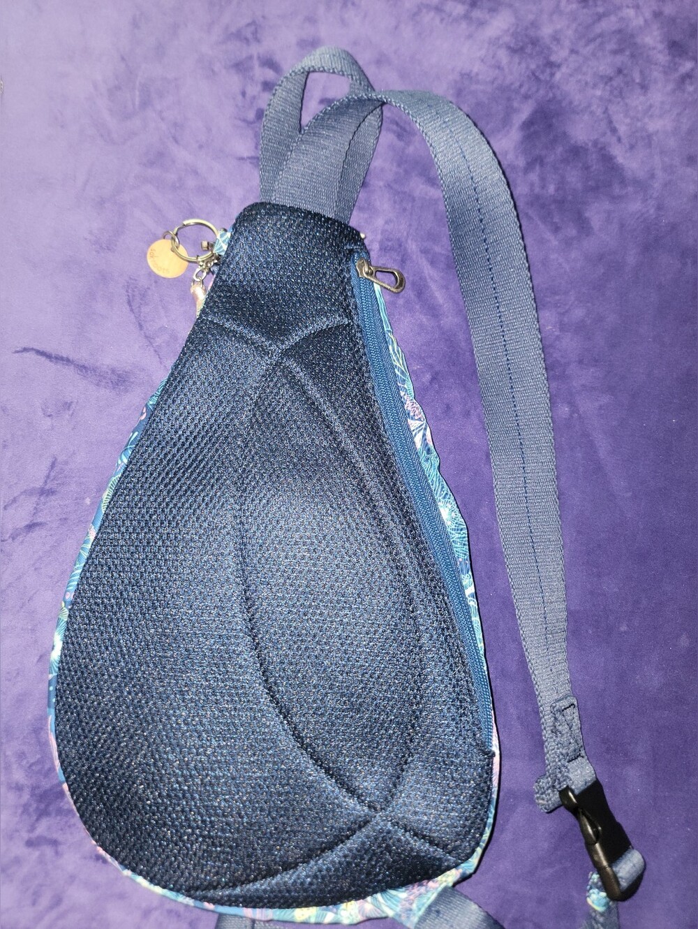 Sakroots Sling Backpack SEASCAPE - Picture 5 of 7